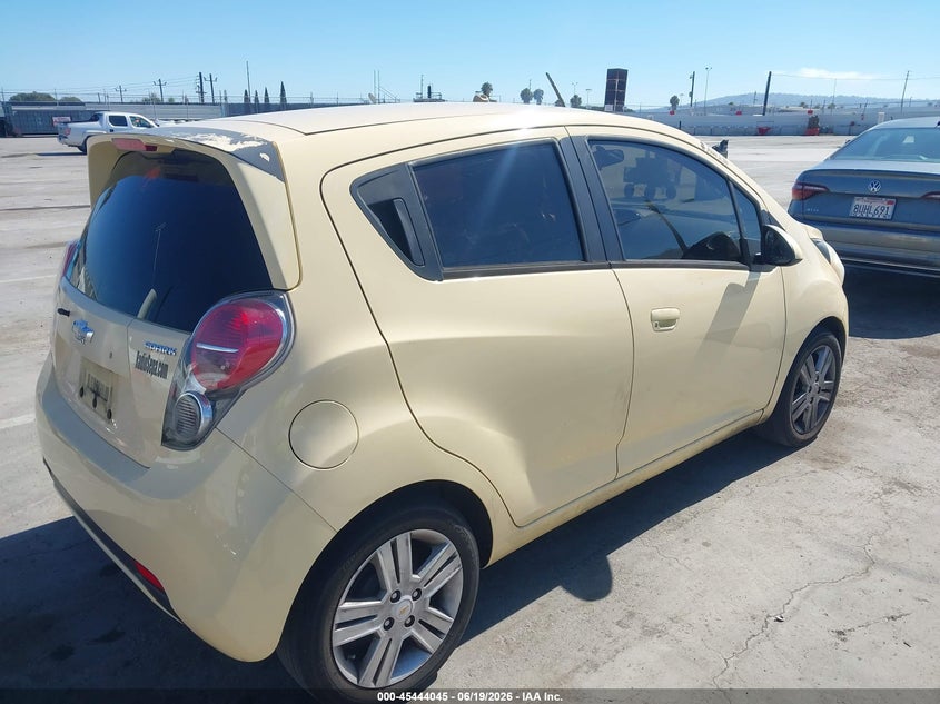 2013 Chevrolet Spark VIN KL8CD6S98DC577744 IAAI salvage auction — FRONT END, Salvage Title, sold $400 on 2026-07-22 (photo 4)