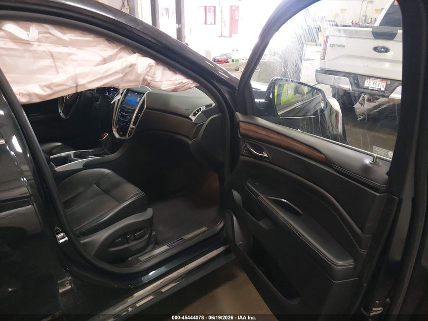 2013 Cadillac Srx VIN 3GYFNJE37DS638663 IAAI salvage auction — LEFT FRONT, Salvage (Idaho), sold $1,000 on 2026-07-10 (photo 5)