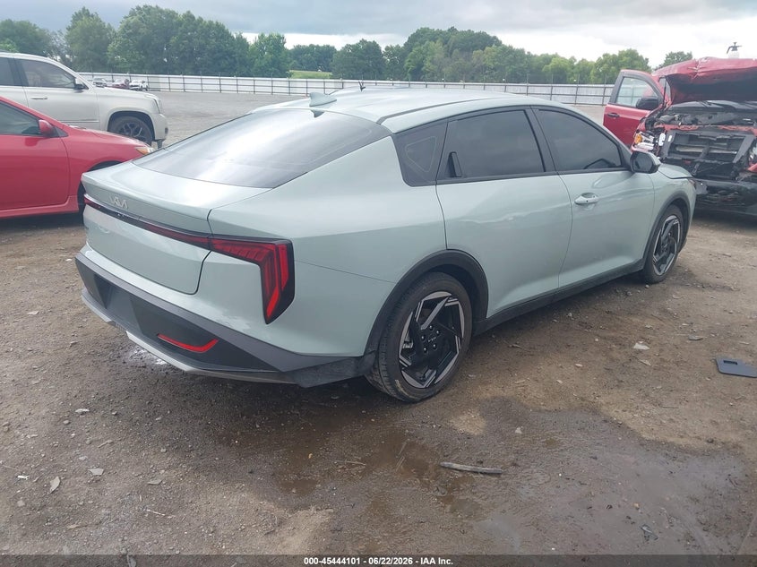 2025 Kia K4 VIN 3KPFU4DE5SE213841 IAAI salvage auction — LEFT SIDE, Salvage Title, sold $8,200 on 2026-07-29 (photo 4)