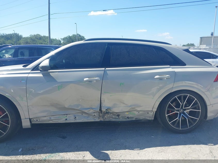 2022 Audi Q8 VIN WA1FVBF10ND003434 IAAI salvage auction — SIDE, Salvage Title, sold $28,000 on 2026-08-01 (photo 6)