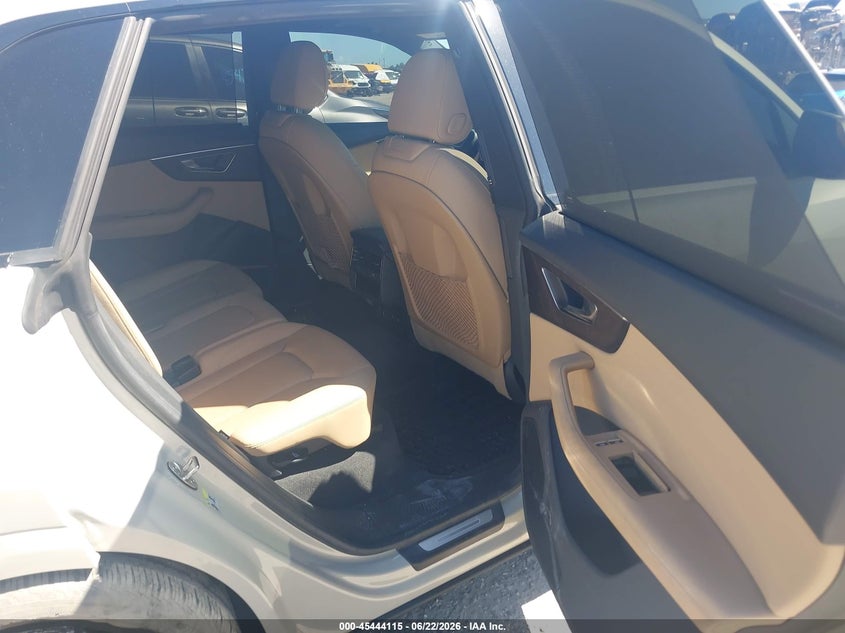 2022 Audi Q8 VIN WA1FVBF10ND003434 IAAI salvage auction — SIDE, Salvage Title, sold $28,000 on 2026-08-01 (photo 8)