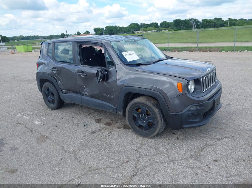 2016 Jeep Renegade VIN ZACCJAAT0GPE06776 IAAI salvage auction — ROLLOVER, Salvage (Illinois), sold $600 on 2026-08-12 (photo 1)