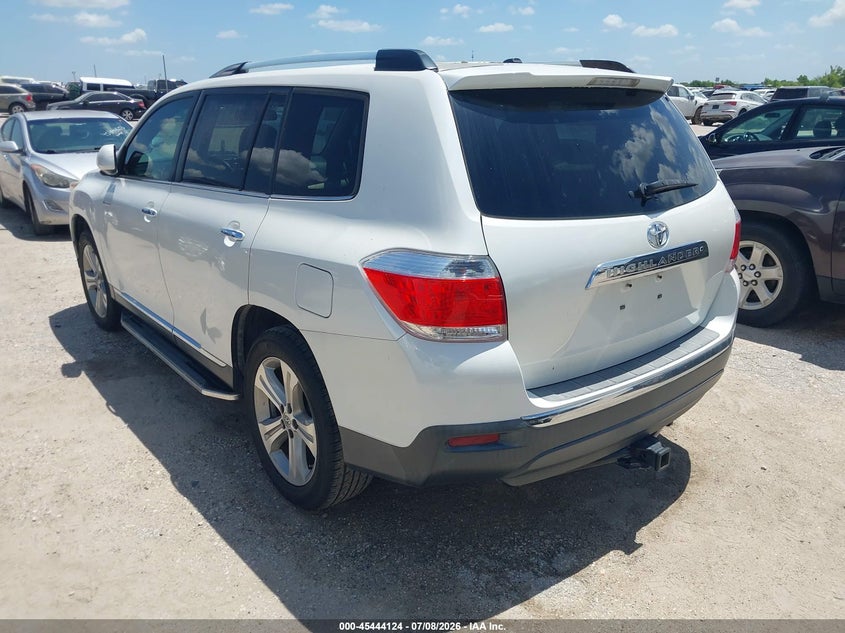 2013 Toyota Highlander VIN 5TDYK3EH8DS121987 IAAI salvage auction — NORMAL WEAR, Original (Texas), sold $4,550 on 2026-07-28 (photo 3)
