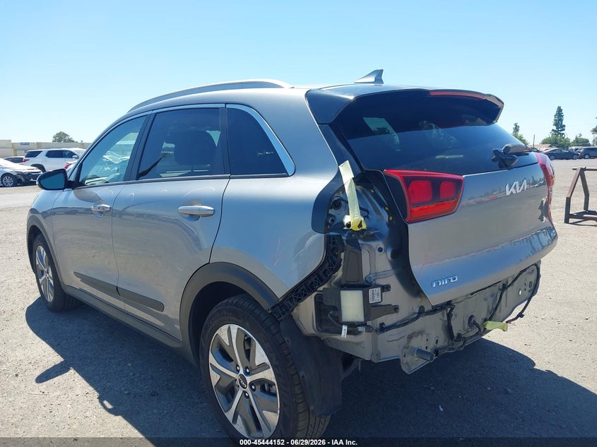 2022 Kia Niro VIN KNDCC3LG5N5160707 IAAI salvage auction — SIDE, Salvage (California), sold $6,050 on 2026-07-30 (photo 3)