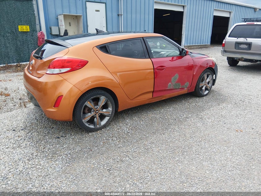 2016 Hyundai Veloster VIN KMHTC6AD2GU297859 IAAI salvage auction — NORMAL WEAR, Original (Kentucky), sold $250 on 2026-07-29 (photo 4)