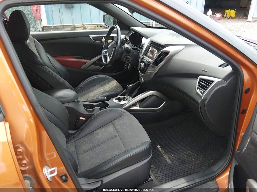 2016 Hyundai Veloster VIN KMHTC6AD2GU297859 IAAI salvage auction — NORMAL WEAR, Original (Kentucky), sold $250 on 2026-07-29 (photo 5)