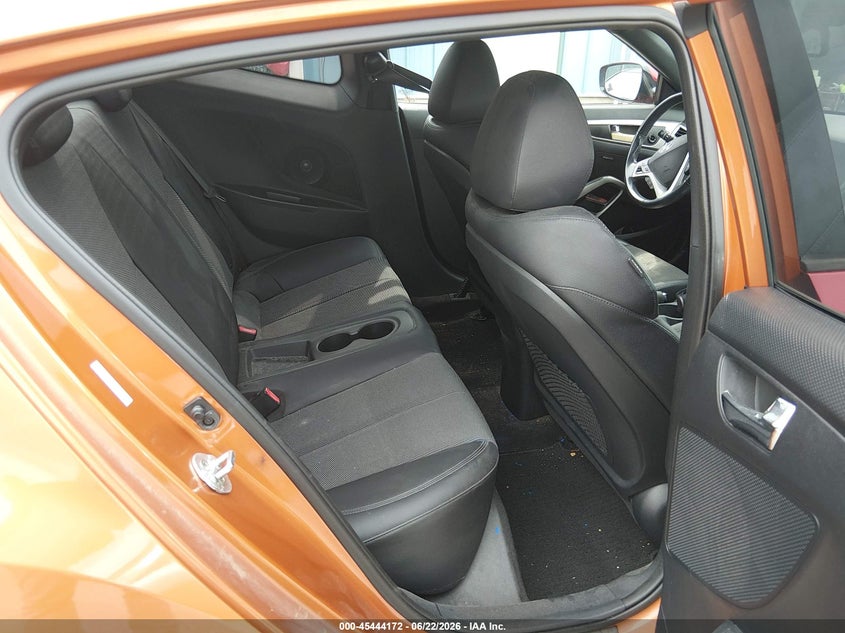 2016 Hyundai Veloster VIN KMHTC6AD2GU297859 IAAI salvage auction — NORMAL WEAR, Original (Kentucky), sold $250 on 2026-07-29 (photo 8)