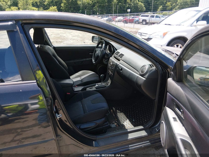 2008 Mazda 3 VIN JM1BK323681802604 IAAI salvage auction — NORMAL WEAR, Clear-Dealer Only (West Virginia), sold $225 on 2026-07-23 (photo 5)