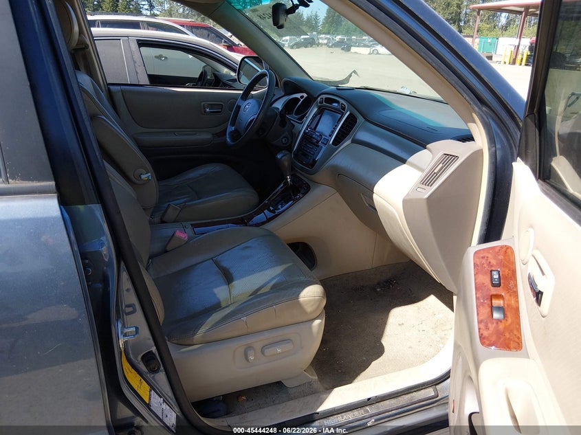 2004 Toyota Highlander VIN JTEEP21A640049239 IAAI salvage auction — NORMAL WEAR, Clear (Washington), sold $850 on 2026-07-08 (photo 5)