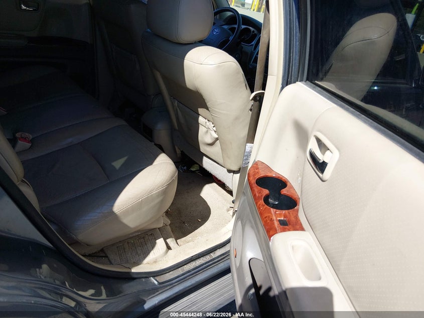 2004 Toyota Highlander VIN JTEEP21A640049239 IAAI salvage auction — NORMAL WEAR, Clear (Washington), sold $850 on 2026-07-08 (photo 8)