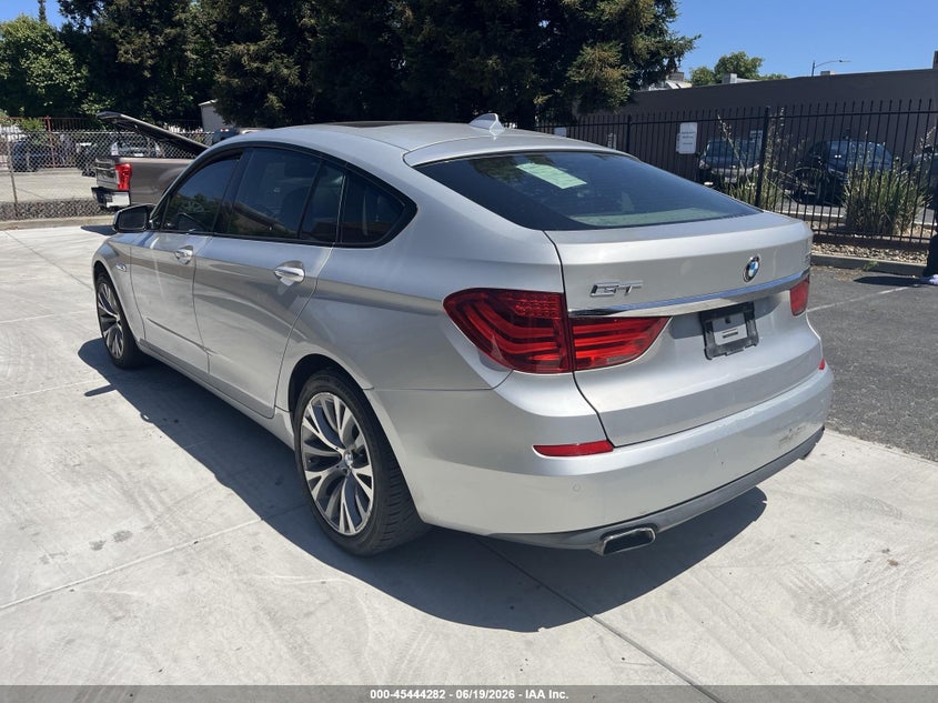 2010 BMW 5 series VIN WBASN4C58AC209184 IAAI salvage auction — NORMAL WEAR, Salvage Title (California), sold $25 on 2026-07-06 (photo 3)