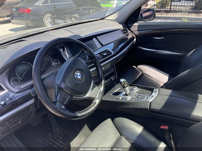 2010 BMW 5 series VIN WBASN4C58AC209184 IAAI salvage auction — NORMAL WEAR, Salvage Title (California), sold $25 on 2026-07-06 (photo 5)