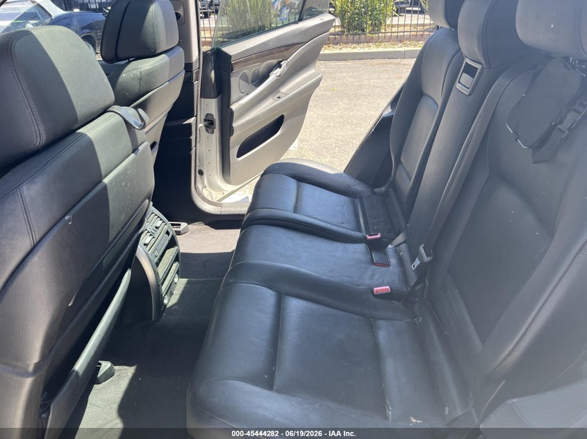 2010 BMW 5 series VIN WBASN4C58AC209184 IAAI salvage auction — NORMAL WEAR, Salvage Title (California), sold $25 on 2026-07-06 (photo 8)