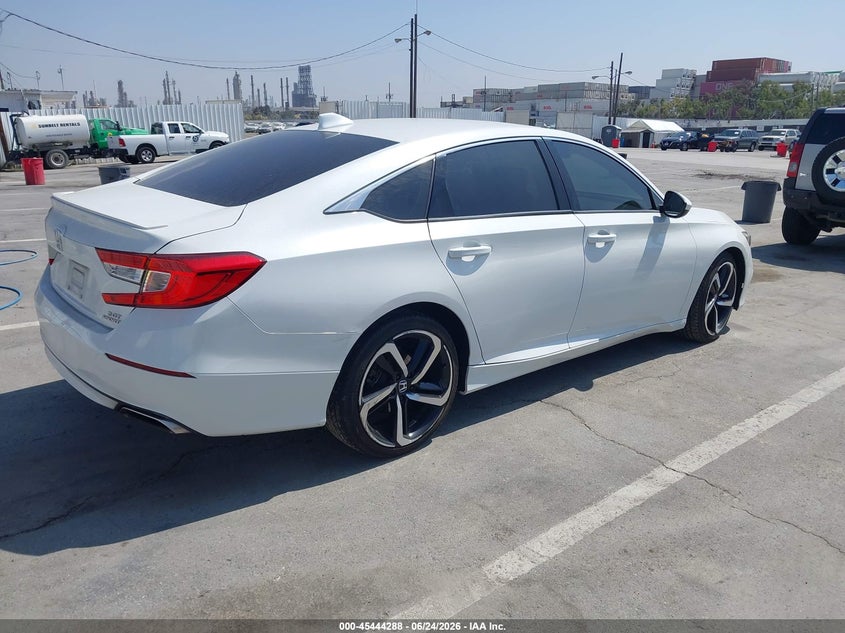2020 Honda Accord VIN 1HGCV2F36LA013850 IAAI salvage auction — LEFT SIDE, Salvage Title, sold $5,600 on 2026-07-25 (photo 4)