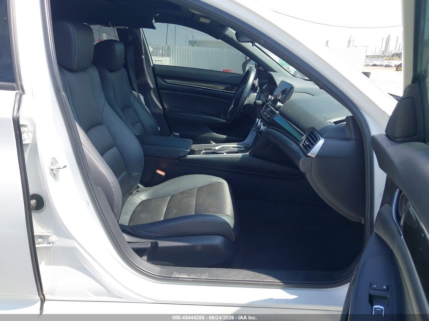 2020 Honda Accord VIN 1HGCV2F36LA013850 IAAI salvage auction — LEFT SIDE, Salvage Title, sold $5,600 on 2026-07-25 (photo 5)