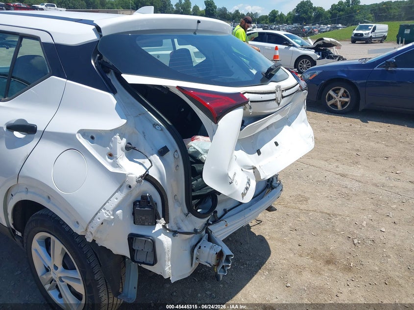 2024 Nissan Kicks VIN 3N1CP5BV2RL586279 IAAI salvage auction — REAR END, Salvage Title, sold $2,850 on 2026-07-23 (photo 6)