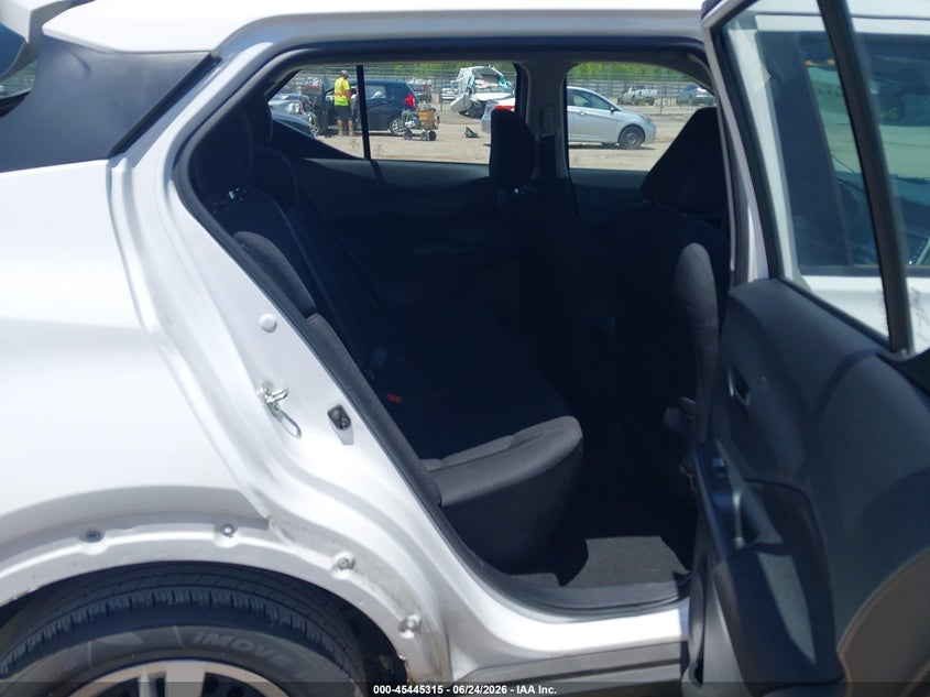 2024 Nissan Kicks VIN 3N1CP5BV2RL586279 IAAI salvage auction — REAR END, Salvage Title, sold $2,850 on 2026-07-23 (photo 8)