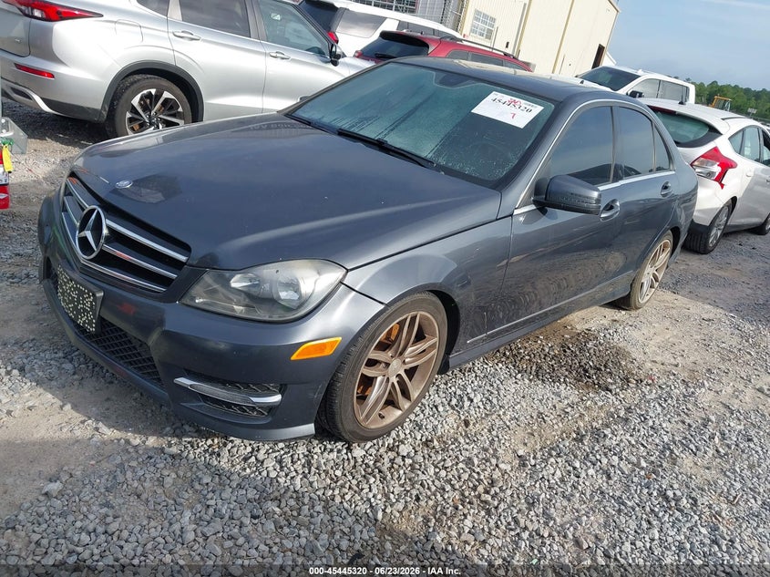 2014 Mercedes-benz C-klasse VIN WDDGF4HB1EA961580 IAAI salvage auction — WATER/FLOOD, Salvage Title, sold $25 on 2026-07-31 (photo 2)