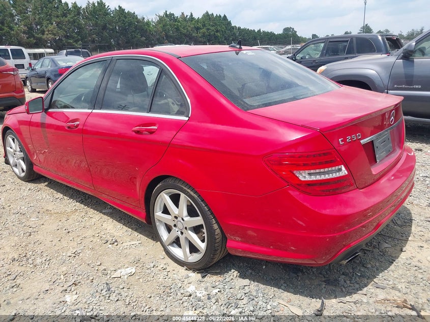 2014 Mercedes-benz C-klasse VIN WDDGF4HB7EA952771 IAAI salvage auction — FRONT END, Clear (Virginia), sold $1,300 on 2026-07-06 (photo 3)