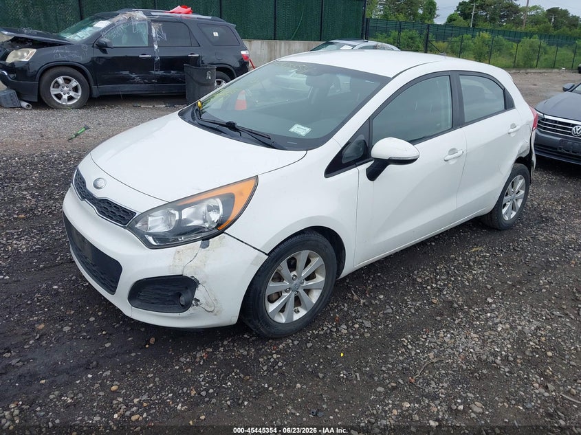 2013 Kia Rio VIN KNADN5A39D6176716 IAAI salvage auction — FRONT & REAR, Mv-907A (New York), sold $650 on 2026-07-07 (photo 2)
