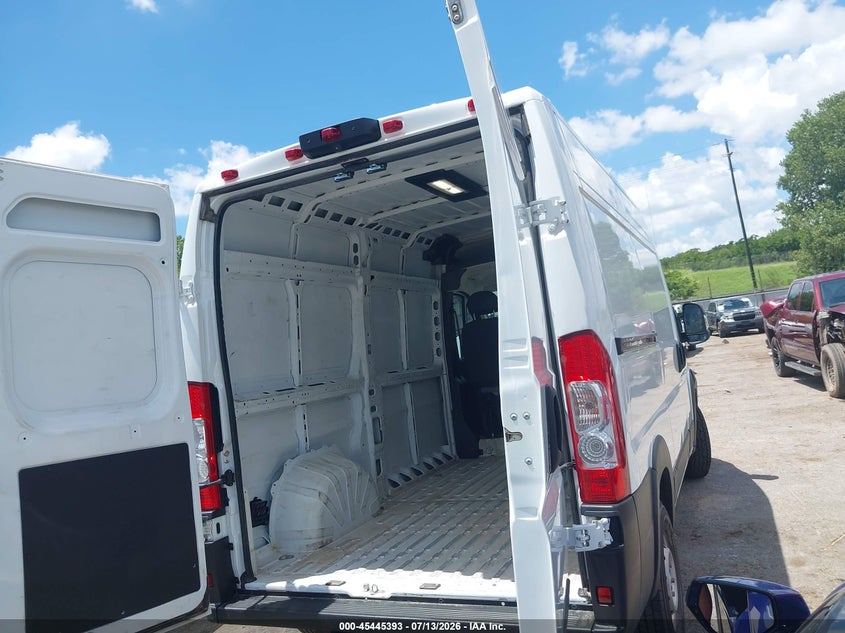 2025 Ram Promaster city VIN 3C6LRVCG9SE513256 IAAI salvage auction — HAIL, Enterprise Vehicles Clear Only (Oklahoma), sold $21,500 on 2026-07-29 (photo 4)