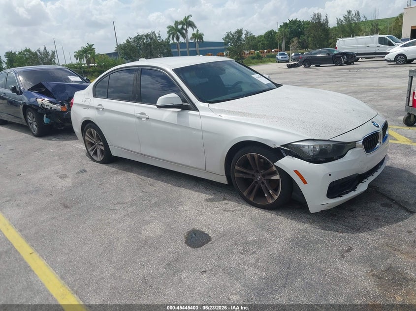 2016 BMW 3er VIN WBA8E9G53GNU30366 IAAI salvage auction — NORMAL WEAR, Clear (Florida), sold $375 on 2026-07-09 (photo 1)