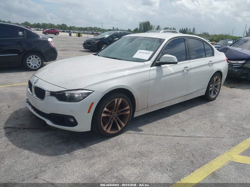 2016 BMW 3er VIN WBA8E9G53GNU30366 IAAI salvage auction — NORMAL WEAR, Clear (Florida), sold $375 on 2026-07-09 (photo 2)