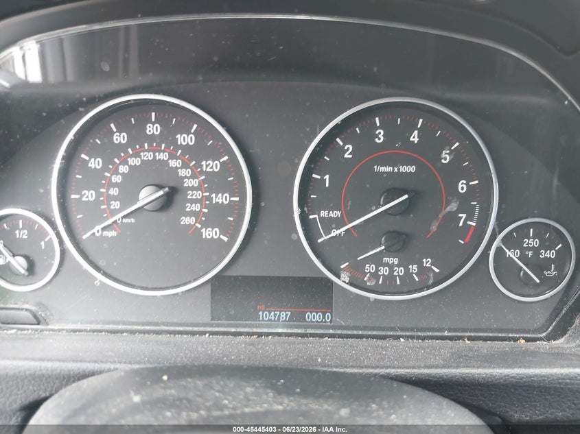 2016 BMW 3er VIN WBA8E9G53GNU30366 IAAI salvage auction — NORMAL WEAR, Clear (Florida), sold $375 on 2026-07-09 (photo 7)
