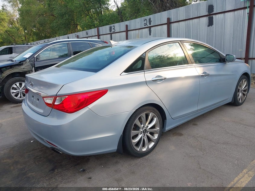 2013 Hyundai Sonata VIN 5NPEC4AC2DH573178 IAAI salvage auction — NORMAL WEAR, Salvage Title, sold $275 on 2026-07-30 (photo 4)