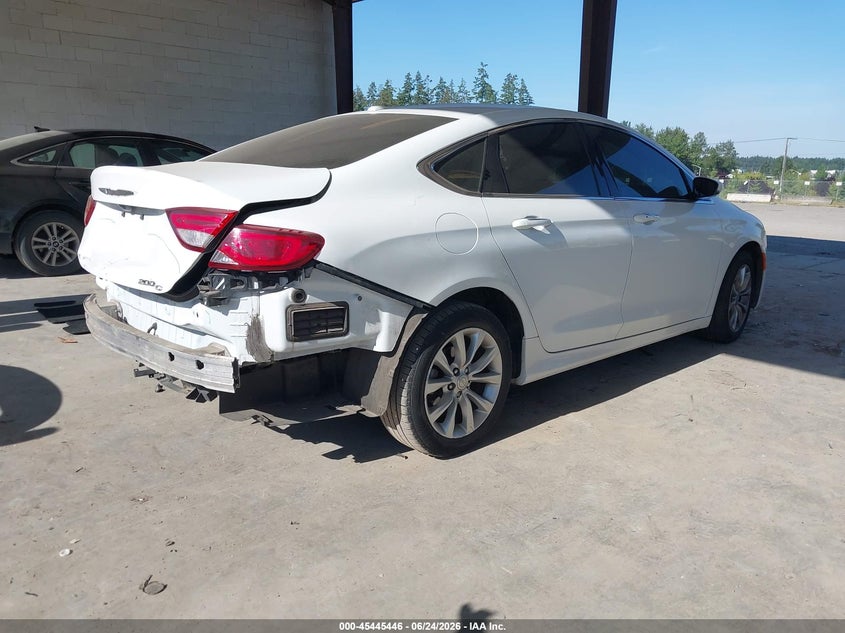 2015 Chrysler 200 VIN 1C3CCCCBXFN544993 IAAI salvage auction — REAR END, Salvage Title, sold $850 on 2026-08-01 (photo 4)