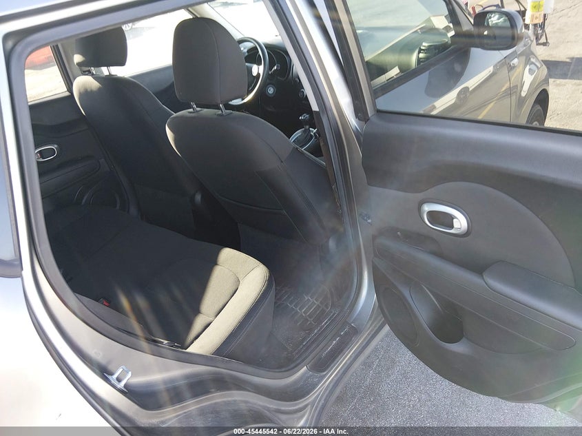 2014 Kia Soul VIN KNDJN2A28E7052654 IAAI salvage auction — NORMAL WEAR, Clear (South Carolina), sold $375 on 2026-07-22 (photo 8)