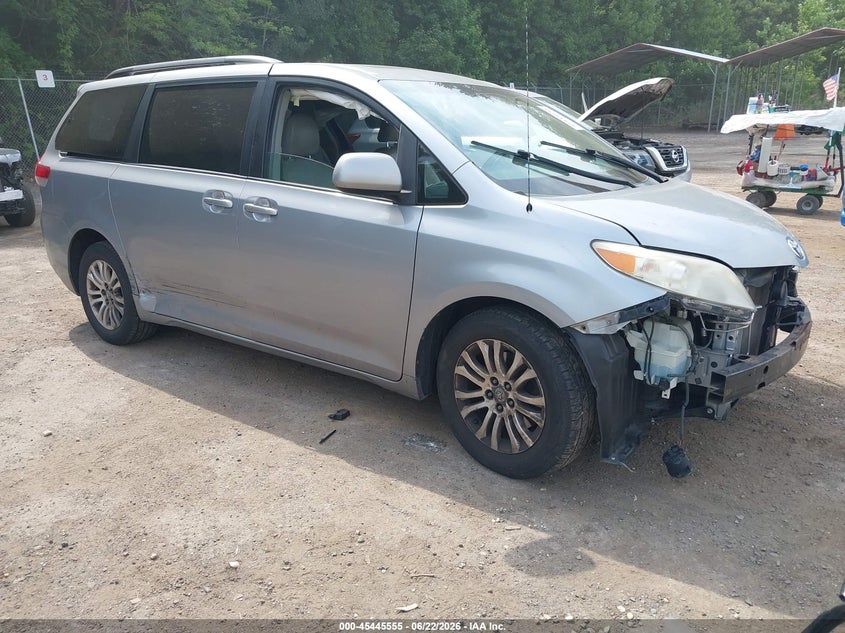 2011 Toyota Sienna VIN 5TDYK3DC0BS106631 IAAI salvage auction — LEFT & RIGHT, Salvage - Greater Than 75% (Maryland), sold $1,000 on 2026-07-28 (photo 1)
