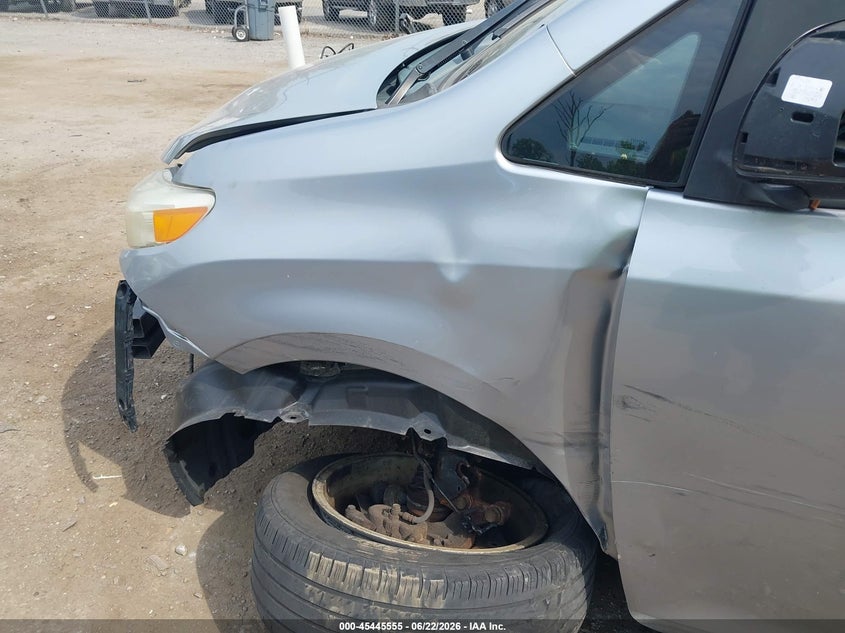 2011 Toyota Sienna VIN 5TDYK3DC0BS106631 IAAI salvage auction — LEFT & RIGHT, Salvage - Greater Than 75% (Maryland), sold $1,000 on 2026-07-28 (photo 6)