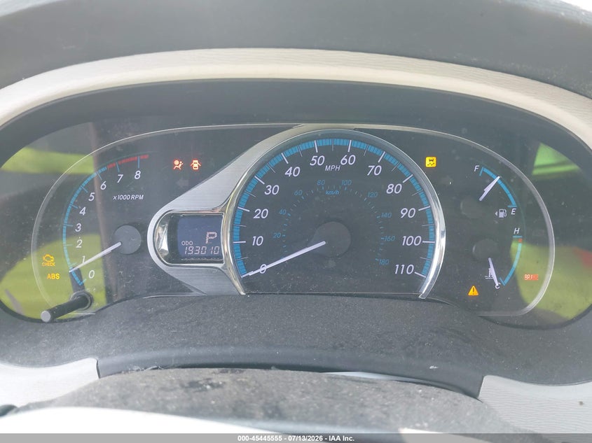 2011 Toyota Sienna VIN 5TDYK3DC0BS106631 IAAI salvage auction — LEFT & RIGHT, Salvage - Greater Than 75% (Maryland), sold $1,000 on 2026-07-28 (photo 7)
