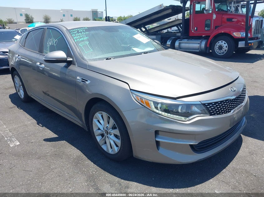 2016 Kia Optima VIN 5XXGU4L38GG018187 IAAI salvage auction — REAR END, Salvage Title, sold $2,250 on 2026-07-10 (photo 1)