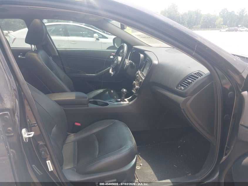 2014 Kia Optima VIN 5XXGR4A68EG298401 IAAI salvage auction — NORMAL WEAR, Clear (Alabama), sold $275 on 2026-07-22 (photo 5)