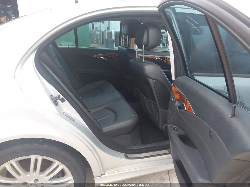 2008 Mercedes-benz E-klasse VIN WDBUF87X78B275445 IAAI salvage auction — NORMAL WEAR, Clear (Missouri), sold $325 on 2026-07-28 (photo 8)