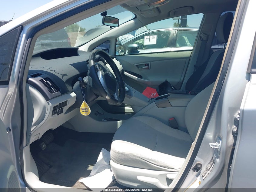 2014 Toyota Prius VIN JTDKN3DU7E0394404 IAAI salvage auction — REAR END, Wait Title, sold $1,700 on 2026-08-16 (photo 5)