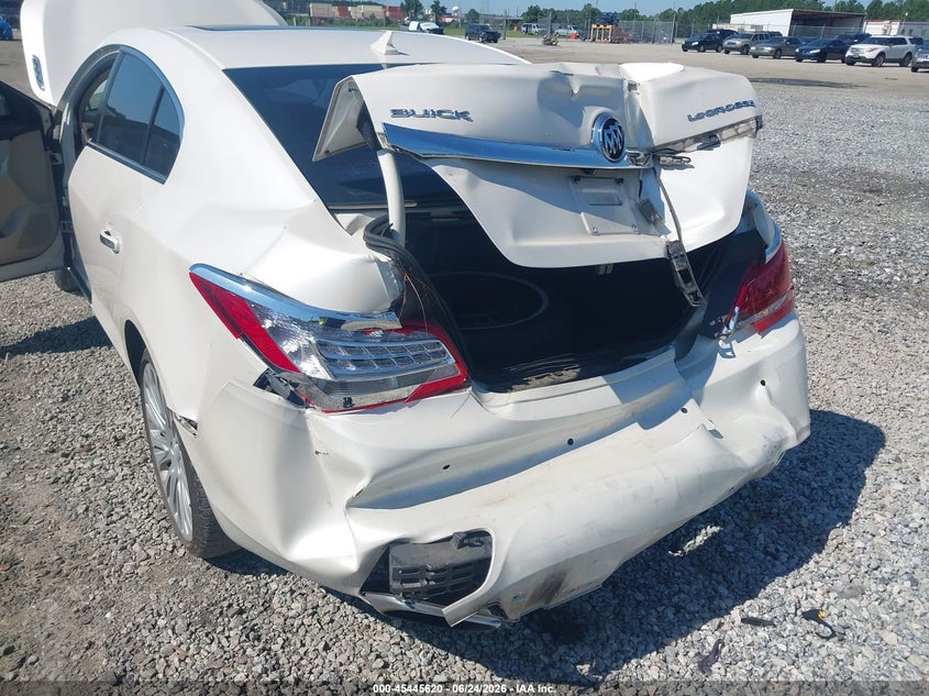 2014 Buick Lacrosse VIN 1G4GF5G36EF221600 IAAI salvage auction — REAR END, Salvage Title, sold $1,100 on 2026-07-29 (photo 6)