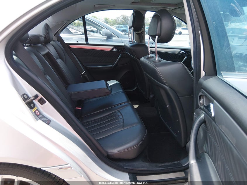 2005 Mercedes-benz C class VIN WDBRF76J35F601534 IAAI salvage auction — NORMAL WEAR, Clear - Dealer Only (California), sold $3,500 on 2026-07-09 (photo 8)