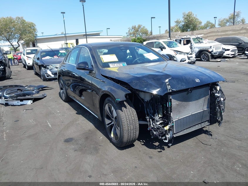 2026 Mercedes-benz E-klasse VIN W1KLF4GB9TA224558 IAAI salvage auction — FRONT END, Salvage Title, sold $5,100 on 2026-07-24 (photo 1)