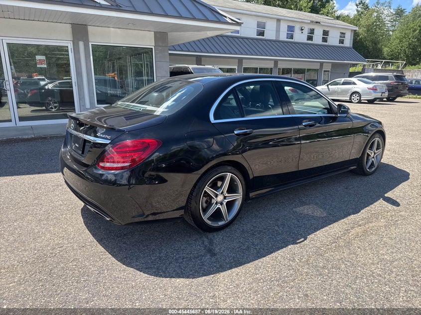 2015 Mercedes-benz C-klasse VIN 55SWF4KB4FU052464 IAAI salvage auction — NORMAL WEAR, Clear (New Jersey), sold $7,400 on 2026-07-29 (photo 4)