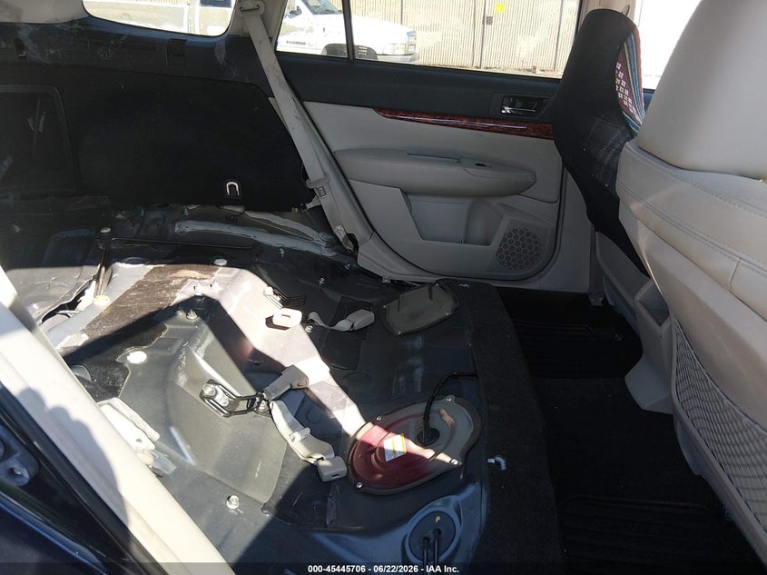 2012 Subaru Outback VIN 4S4BRCKC2C3259806 IAAI salvage auction — NORMAL WEAR, Clear - Dealer Only (California), sold $600 on 2026-07-24 (photo 8)