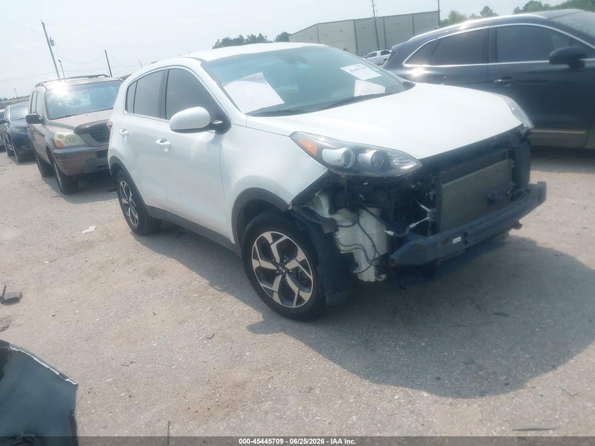 2021 Kia Sportage VIN KNDPM3AC8M7935521 IAAI salvage auction — FRONT END, Salvage (Texas), sold $2,750 on 2026-07-22 (photo 1)