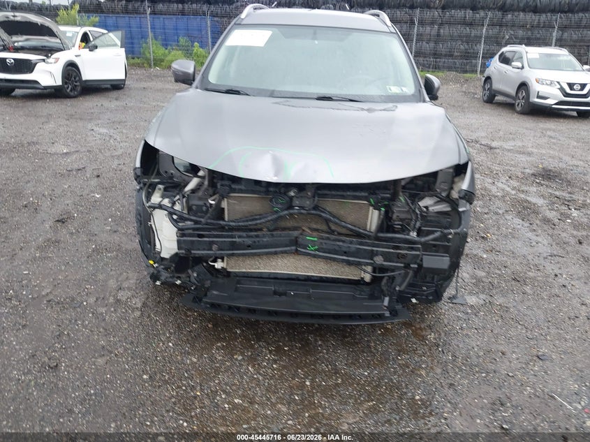 2017 Nissan Rogue VIN KNMAT2MV4HP505670 IAAI salvage auction — FRONT END, Salvage (Pennsylvania), sold $1,775 on 2026-07-10 (photo 6)