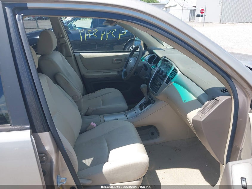 2007 Toyota Highlander VIN JTEGP21A070138365 IAAI salvage auction — NORMAL WEAR, Original (Ohio), sold $675 on 2026-07-14 (photo 5)