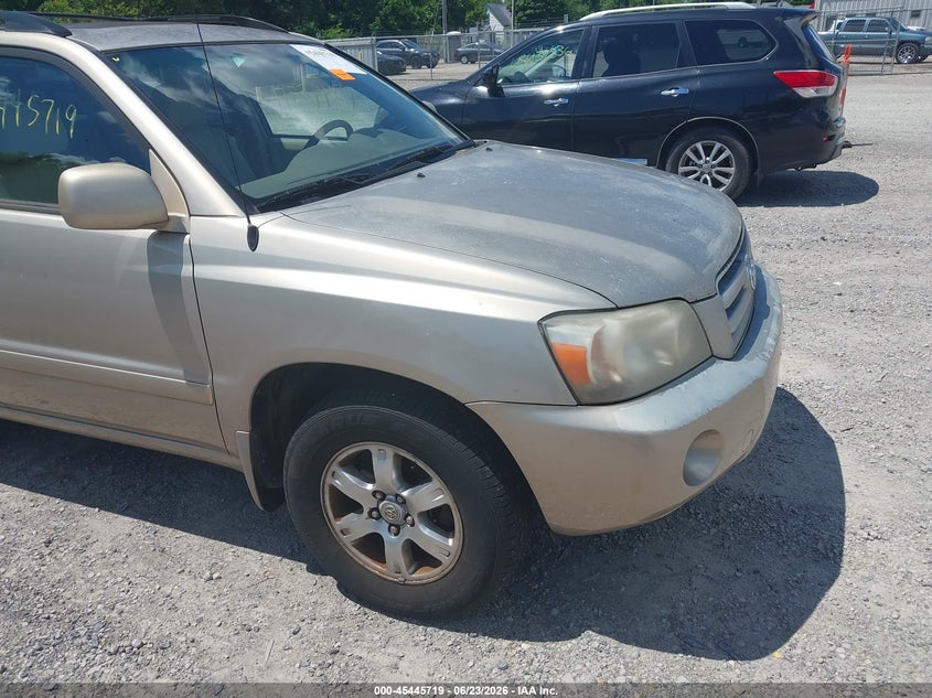 2007 Toyota Highlander VIN JTEGP21A070138365 IAAI salvage auction — NORMAL WEAR, Original (Ohio), sold $675 on 2026-07-14 (photo 6)