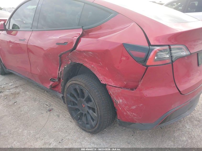 2021 Tesla Model y VIN 5YJYGDEE0MF183630 IAAI salvage auction — REAR END, Salvage (Texas), sold $7,600 on 2026-07-22 (photo 6)