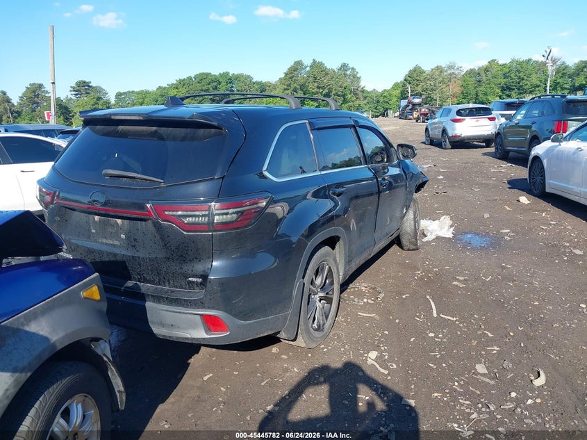 2018 Toyota Highlander VIN 5TDBZRFH4JS851426 IAAI salvage auction — FRONT END, Mv-907A (New York), sold $3,800 on 2026-07-14 (photo 4)