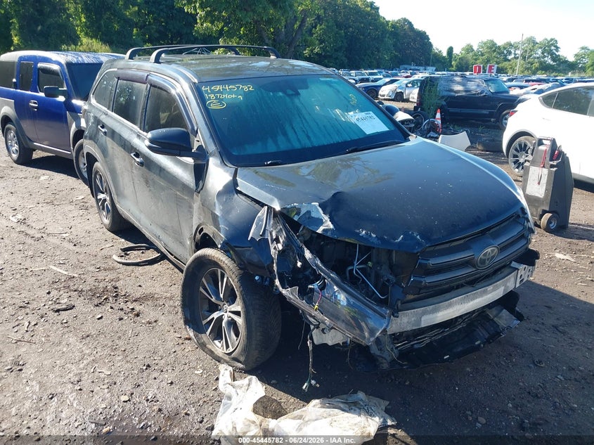 2018 Toyota Highlander VIN 5TDBZRFH4JS851426 IAAI salvage auction — FRONT END, Mv-907A (New York), sold $3,800 on 2026-07-14 (photo 6)
